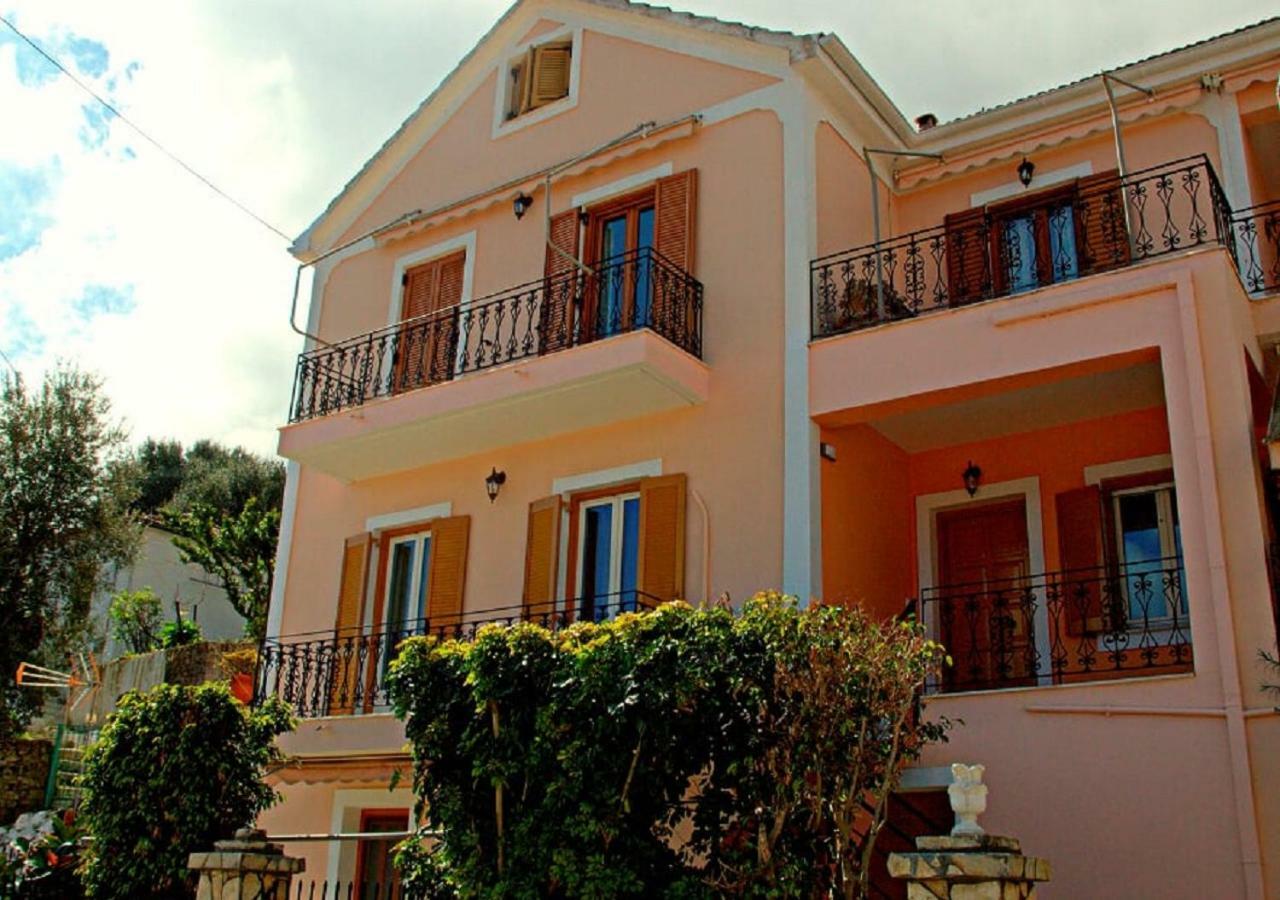 ואטי Korona Apartments מראה חיצוני תמונה